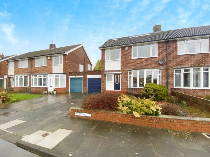 4 bed semidetached house for sale in Whiteacres, Morpeth NE61, £