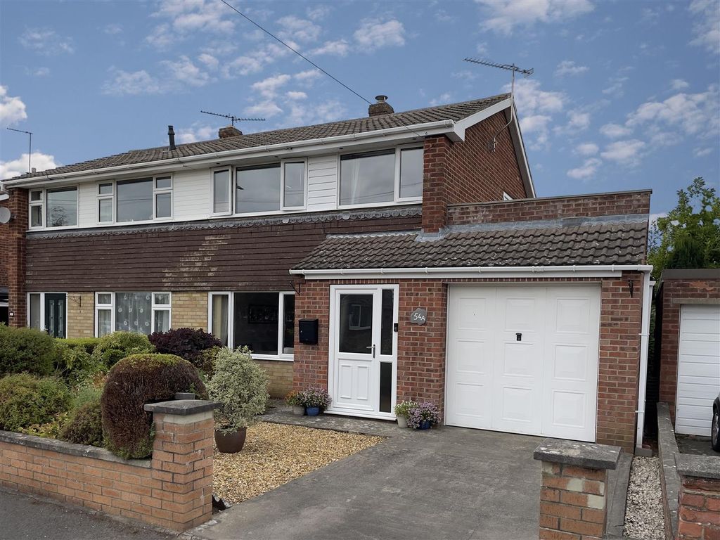 3 bed semidetached house for sale in Admirals Court, Sowerby, Thirsk