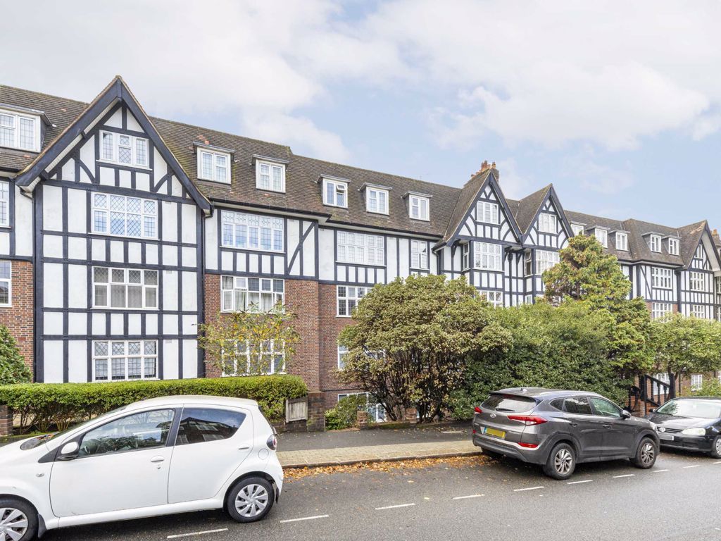 3 bed flat for sale in Finchley Road, London NW2 Zoopla