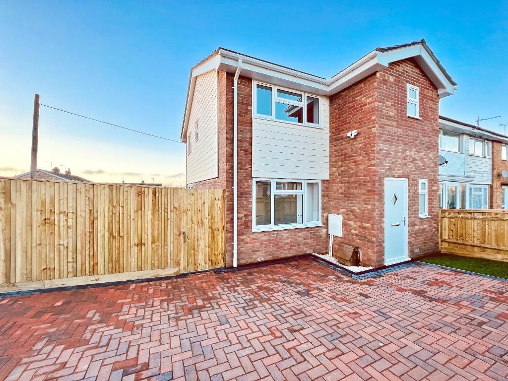 3 bed end terrace house for sale in Hill Crescent, Aylesham, Canterbury, Kent CT3 Zoopla