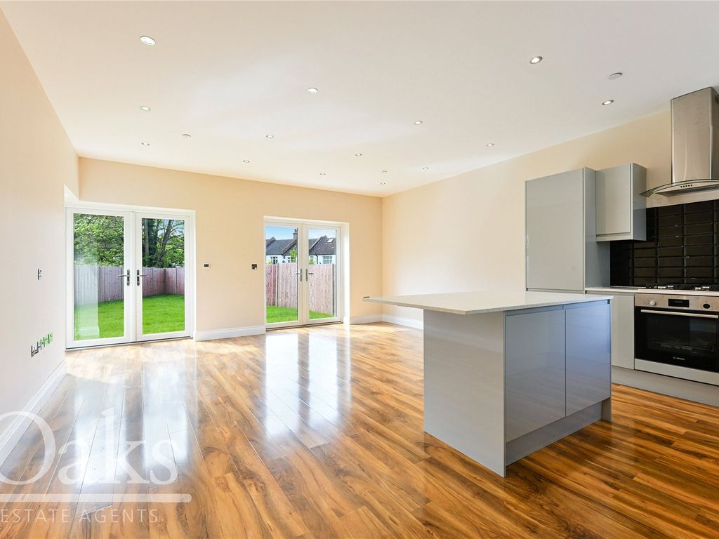 New home, 3 bed bungalow for sale in Hythe Road, Thornton Heath CR7, £