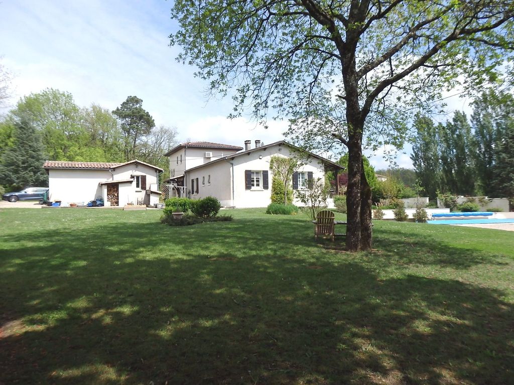 3 bed property for sale in LevignacDeGuyenne, Aquitaine, 47120