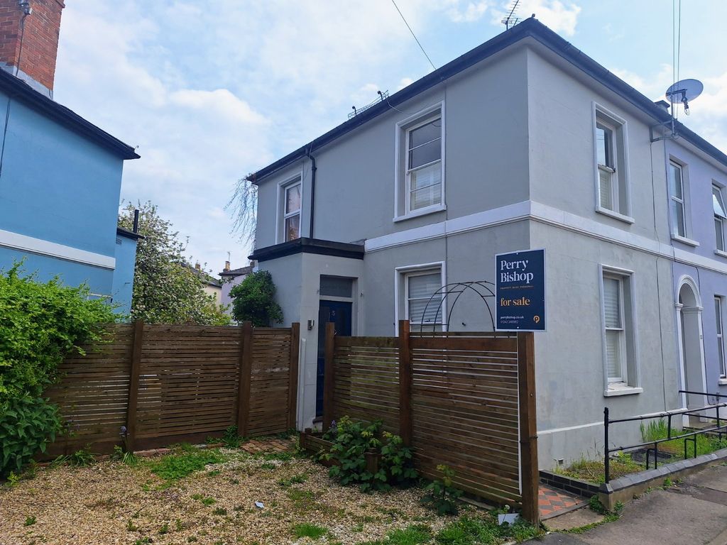 2 bed end terrace house for sale in Dunalley Parade, Cheltenham