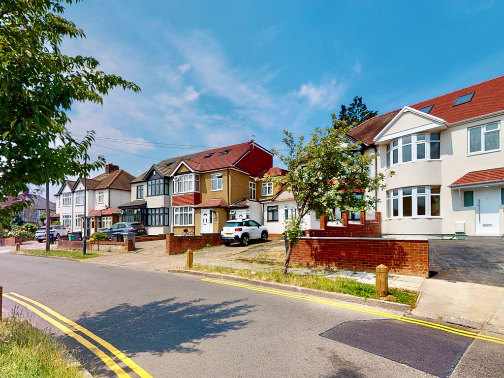 4 bed semidetached house for sale in St. Andrews Avenue, Wembley HA0