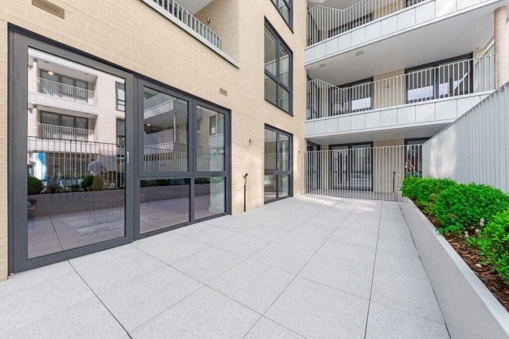 1 bed flat to rent in Clapham Road, London SW9 Zoopla