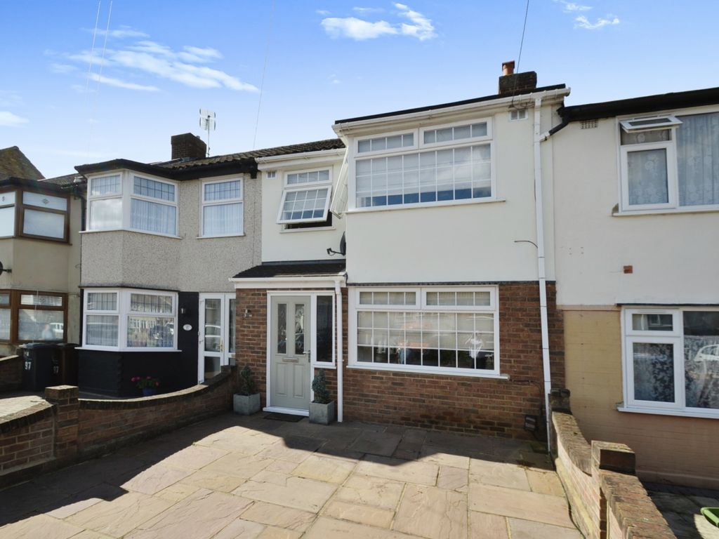 3 bed terraced house for sale in Eastbrook Drive, Rush Green RM7, £