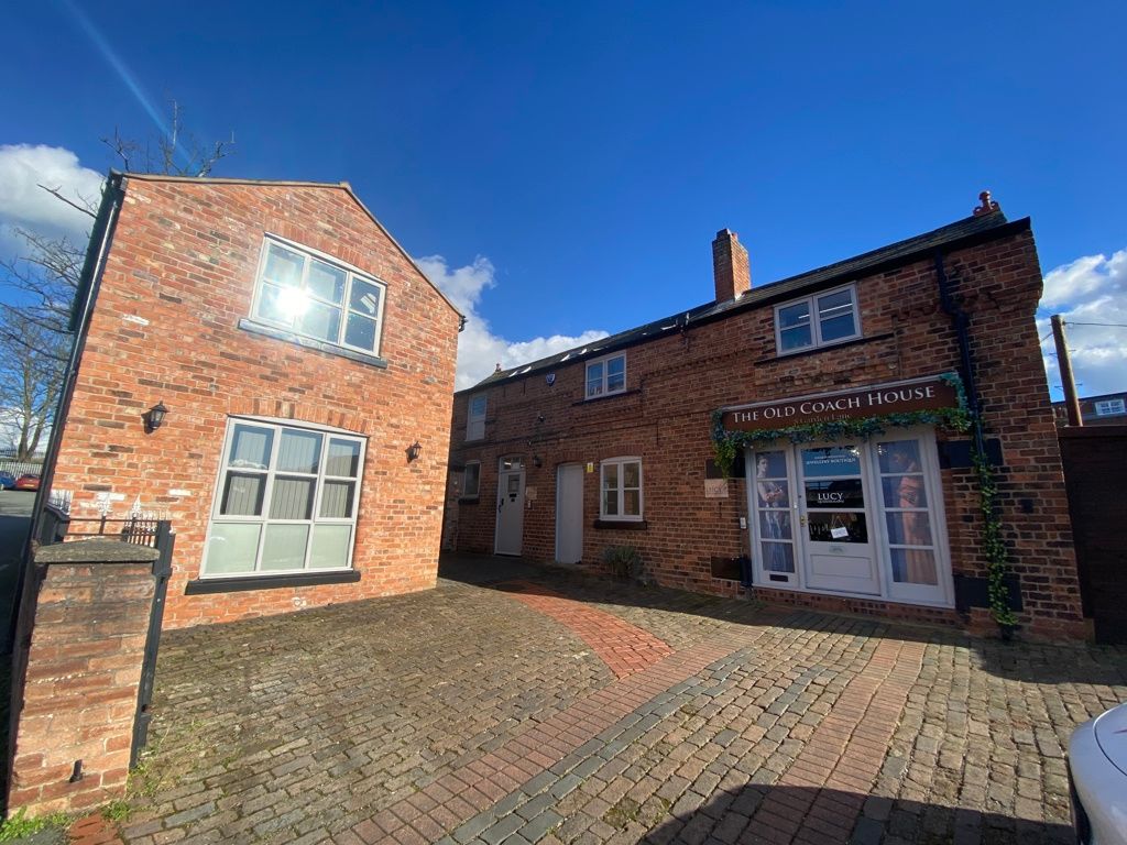 Office to let in The Old Coach House, 8 Garden Lane, Chester, Cheshire