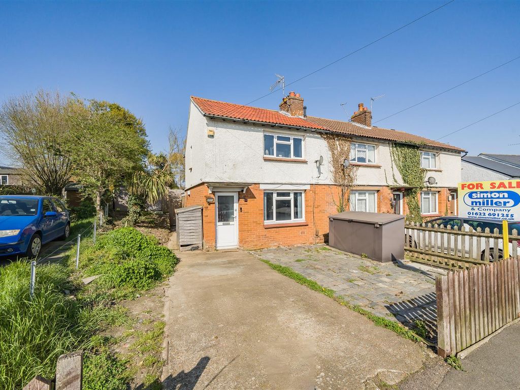 3 bed end terrace house for sale in Hackney Road, Maidstone ME16 Zoopla