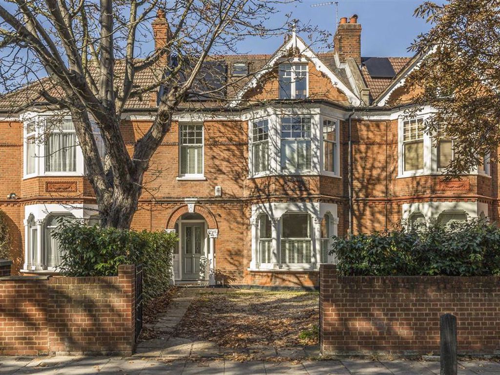 Little Heath, London SE7  