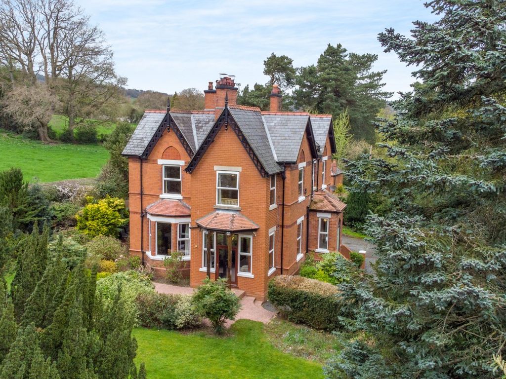 5 bed detached house for sale in Selattyn, Oswestry, Shropshire SY10