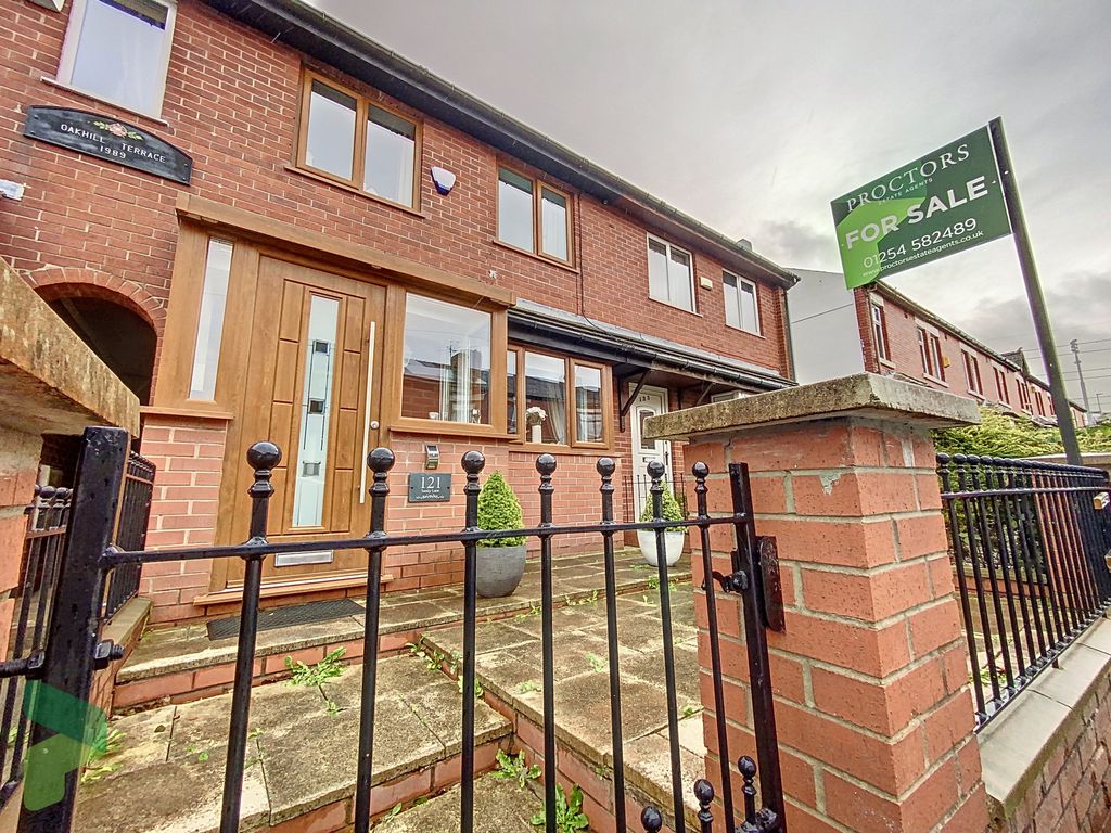 4 bed town house for sale in Sandy Lane, Darwen BB3, £190,000 Zoopla