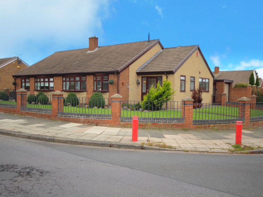 2 bed bungalow for sale in Tollesby Road, Middlesbrough, North