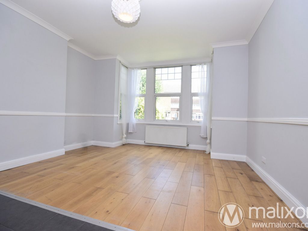2 bed flat to rent in South Norwood Hill, London SE25, £1,450 pcm Zoopla