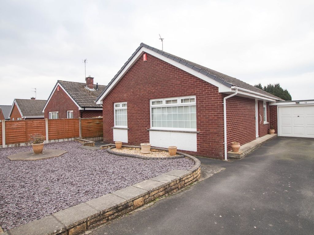 3 bed detached bungalow for sale in Crosshill Drive, Morton, Carlisle CA2, £200,000 Zoopla