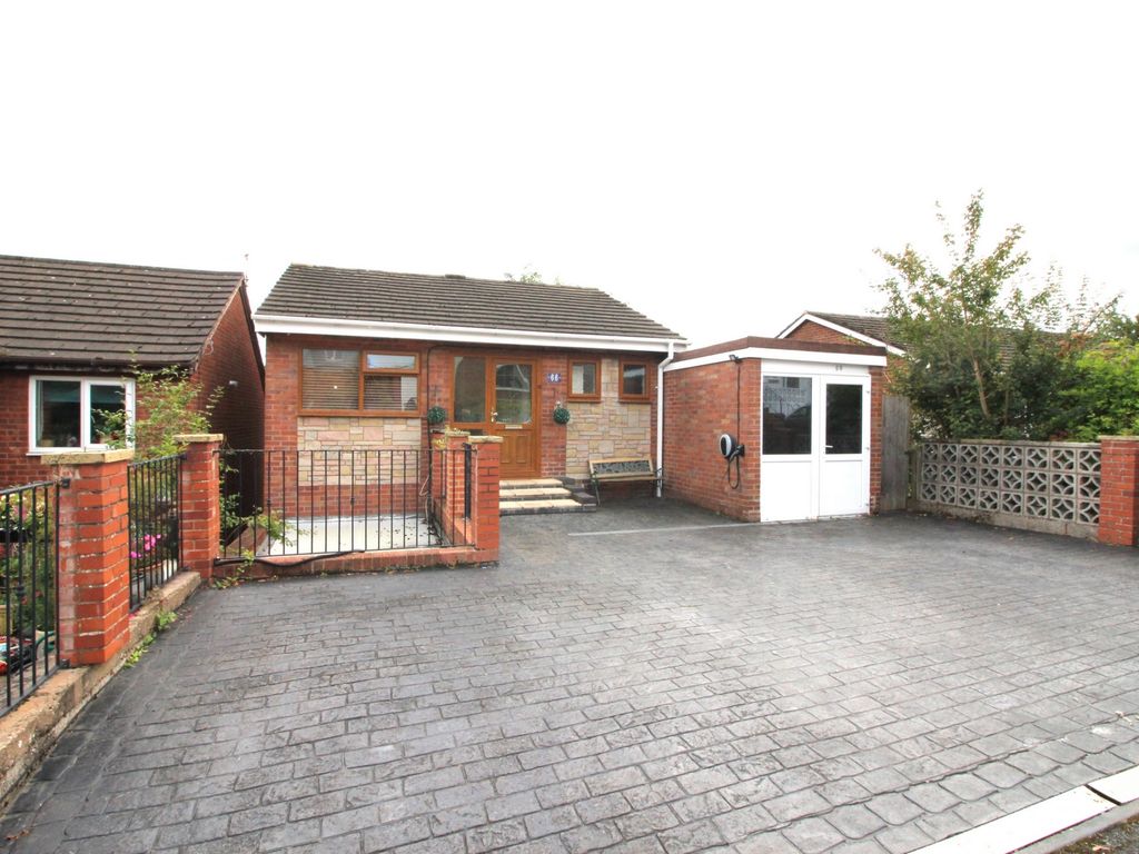 4 bed detached house for sale in Pitt Street, Kidderminster DY10, £