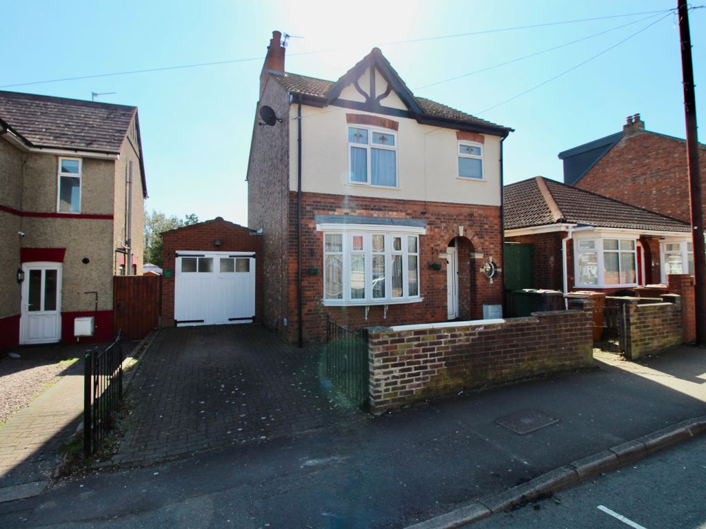 3 bed detached house for sale in High Street, Fletton, Peterborough PE2