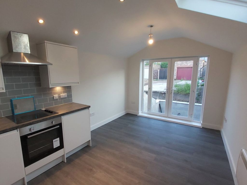 1 bed flat to rent in Front Street, York YO24, £750 pcm Zoopla