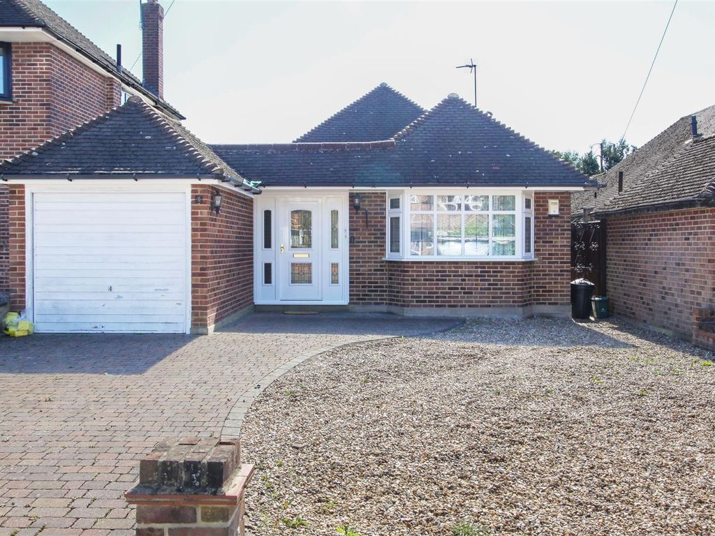 2 bed detached bungalow for sale in Boston Grove, Ruislip HA4, £825,000