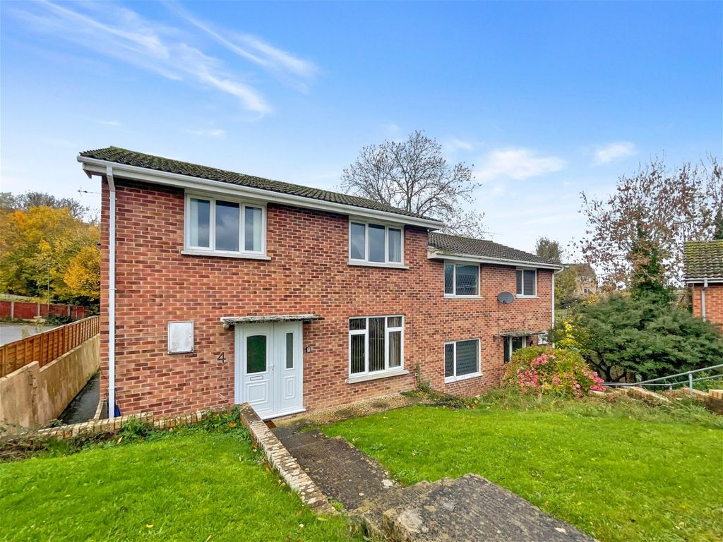 3 bed semidetached house for sale in Rowan Grove, Dursley GL11, £