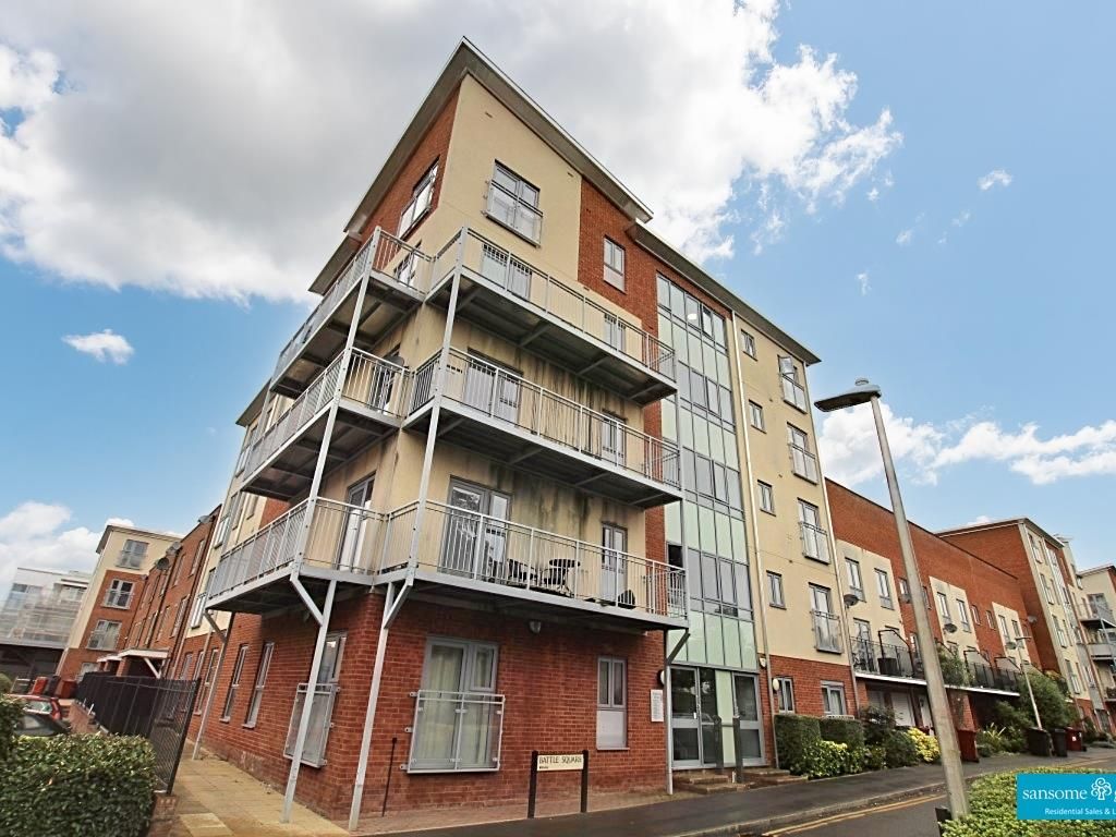 2 bed flat for sale in Battle Square, Reading RG30, £200,000 Zoopla