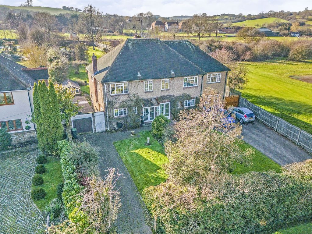 3 bed semidetached house for sale in Belchers Lane, Nazeing, Waltham