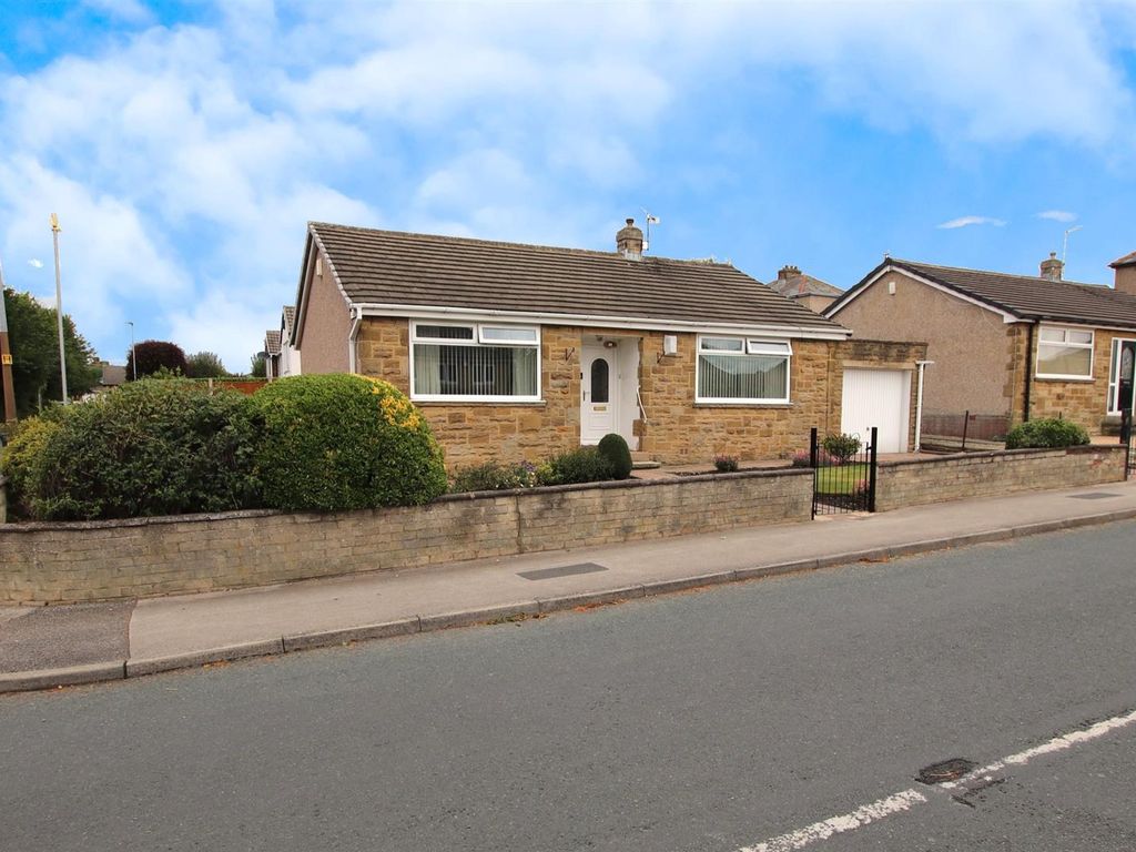 2 bed detached bungalow for sale in Westfield Lane, Wrose, Shipley BD18