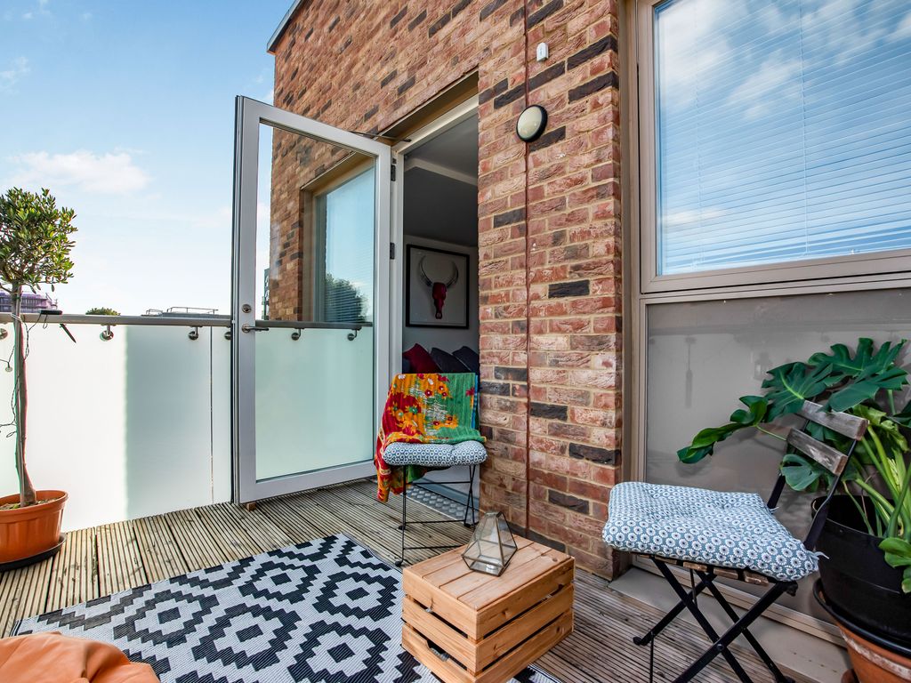 Pomeroy Street, London SE14