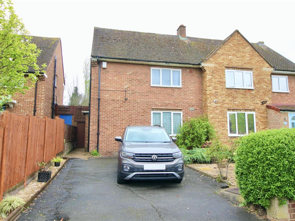 2 bed semidetached house for sale in Marnham Crescent, Greenford UB6