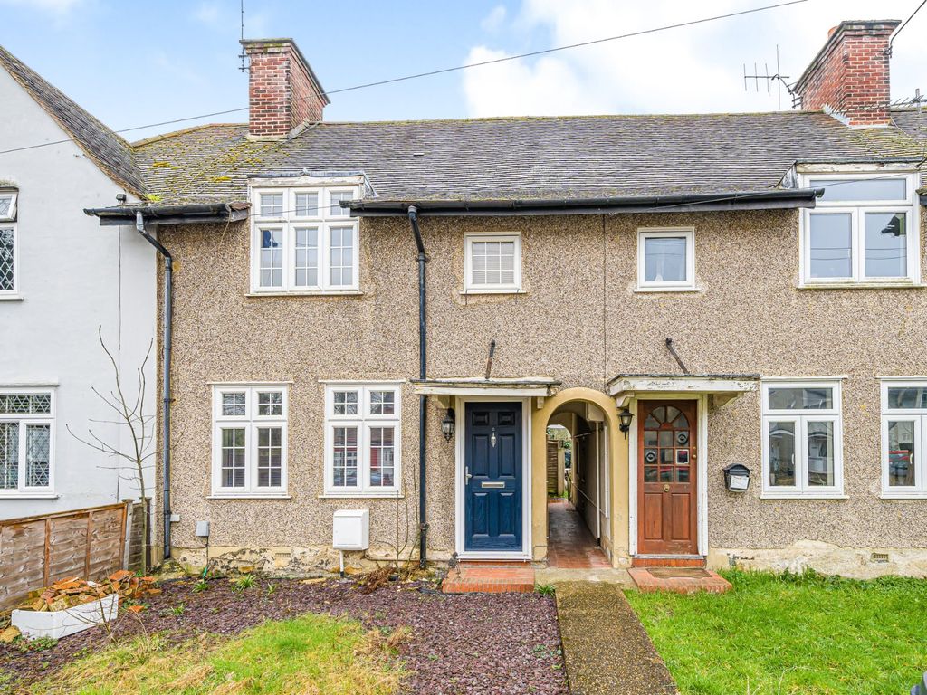 2 bed detached house for sale in Byfleet, Surrey KT14 Zoopla
