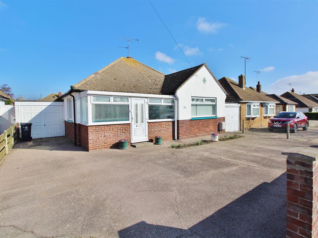 2 bed detached bungalow for sale in Alleyne Way, Jaywick, ClactonOn