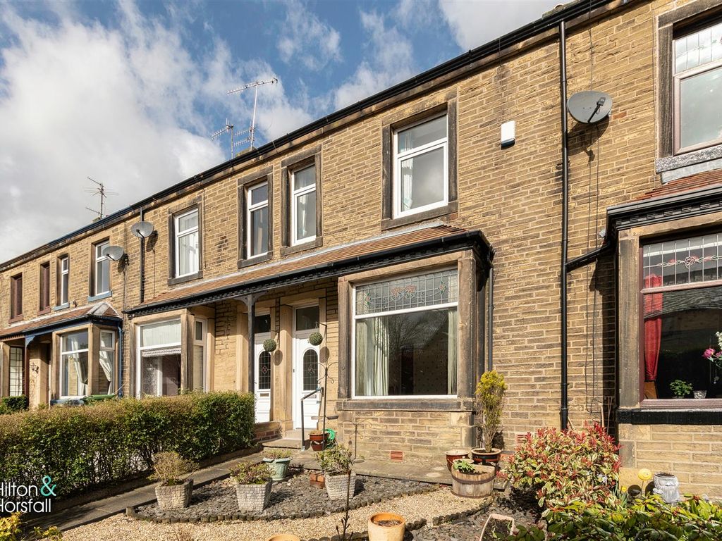 4 bed terraced house for sale in Keighley Road, Colne BB8, £155,000