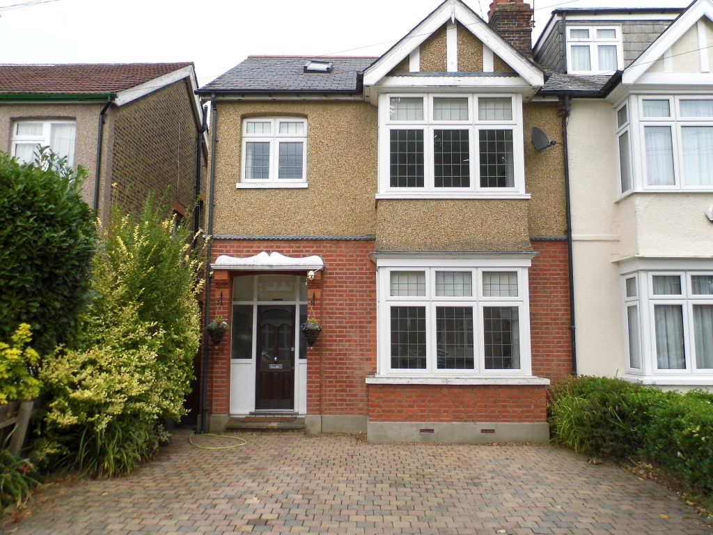 4 bed semidetached house for sale in Edenbridge Road, Bush Hill Park