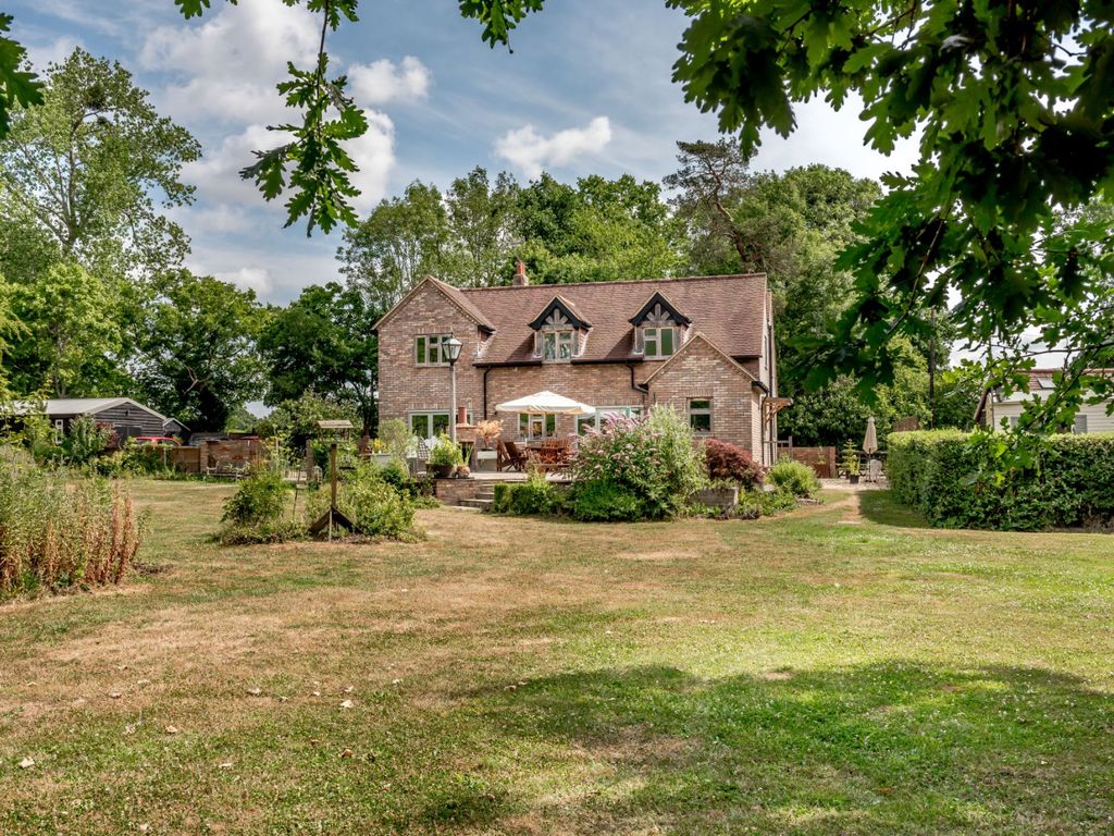 4 bed detached house for sale in Meath Green Lane, Horley, Surrey RH6