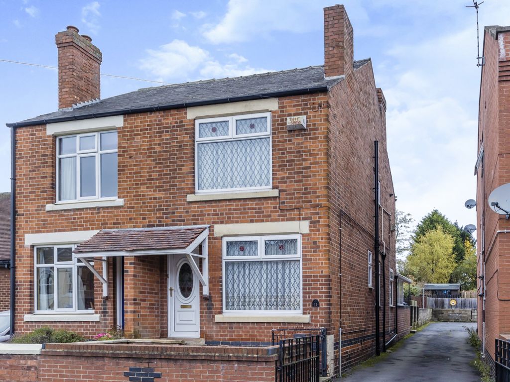 3 bed semidetached house for sale in Baker Road, Giltbrook, Nottingham