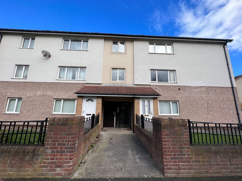 2 bed flat for sale in West Farm Avenue, Longbenton, Newcastle Upon