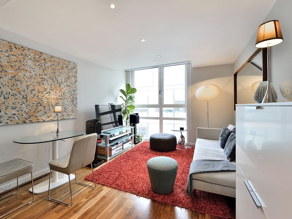 1 bed flat to rent in Lamb's Passage, London EC1Y, £2,383 pcm Zoopla