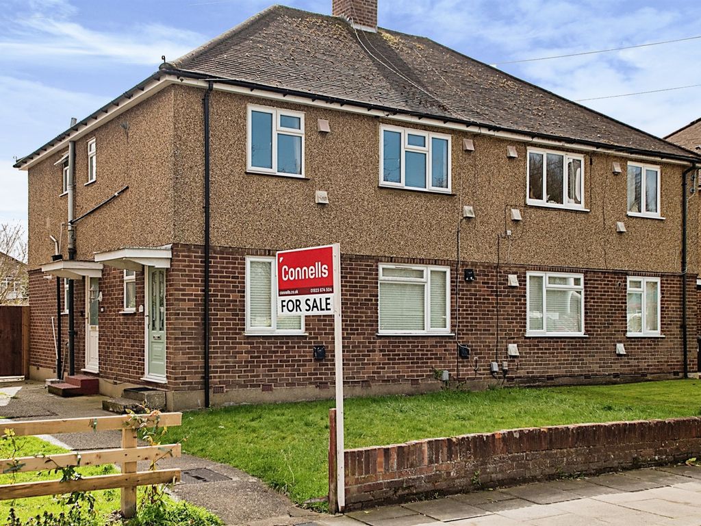 2 bed for sale in North Approach, Watford WD25 Zoopla