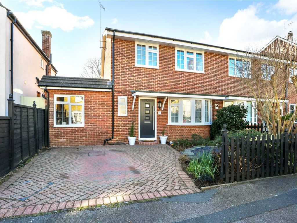 4 bed semidetached house for sale in Anderson Road, Weybridge, Surrey