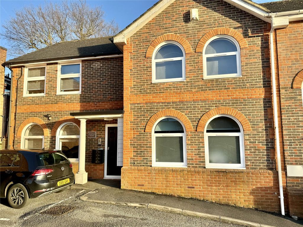 Studio for sale in Stratfield House, 265 High Street, Crowthorne