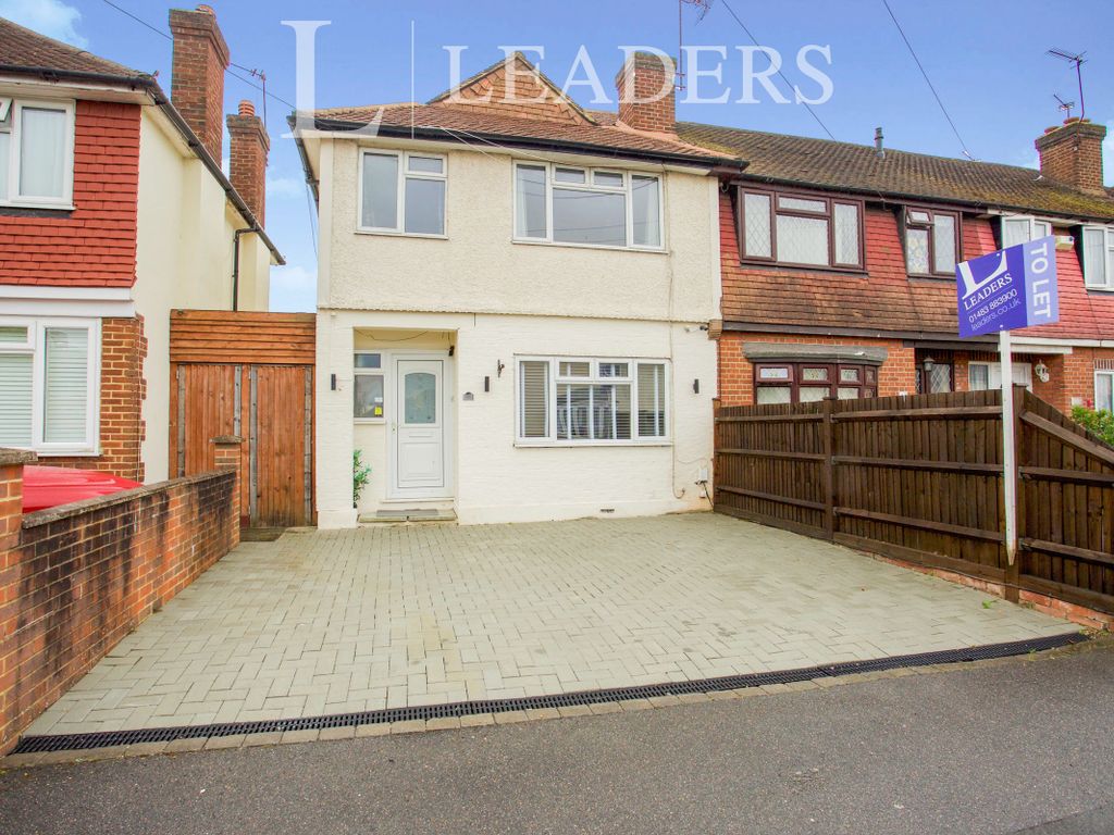 3 bed semidetached house to rent in Rydens Way, Old Woking, Woking
