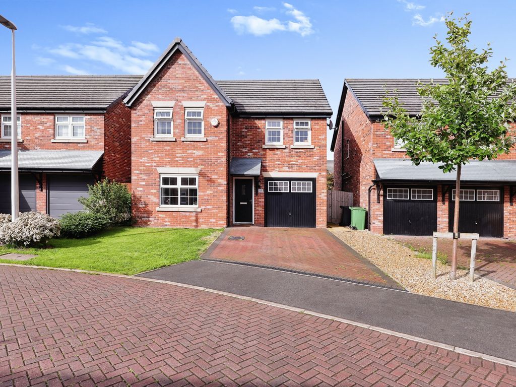 4 bed detached house for sale in Meadow Lane, Carlisle CA2, £260,000
