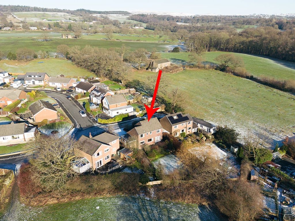 4 bed detached house for sale in Harewood Avenue, Simonstone