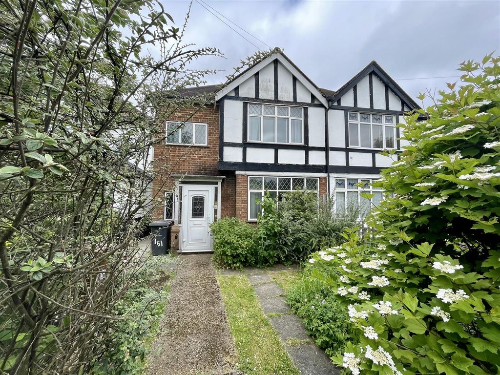 3 bed semidetached house for sale in Southgate Road, Potters Bar EN6