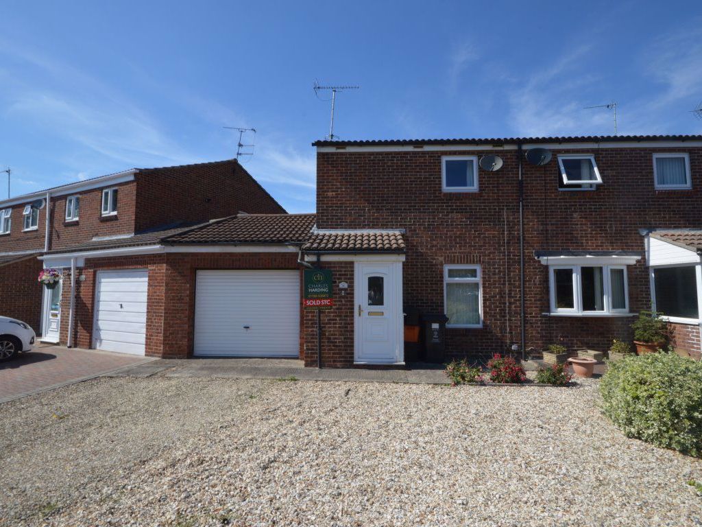 3 bed property to rent in Bunce Road, Stratton St. Margaret, Swindon