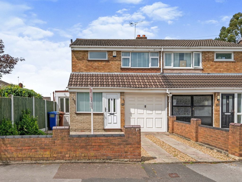 3 bed semidetached house for sale in Wolverhampton Road, Cannock WS11