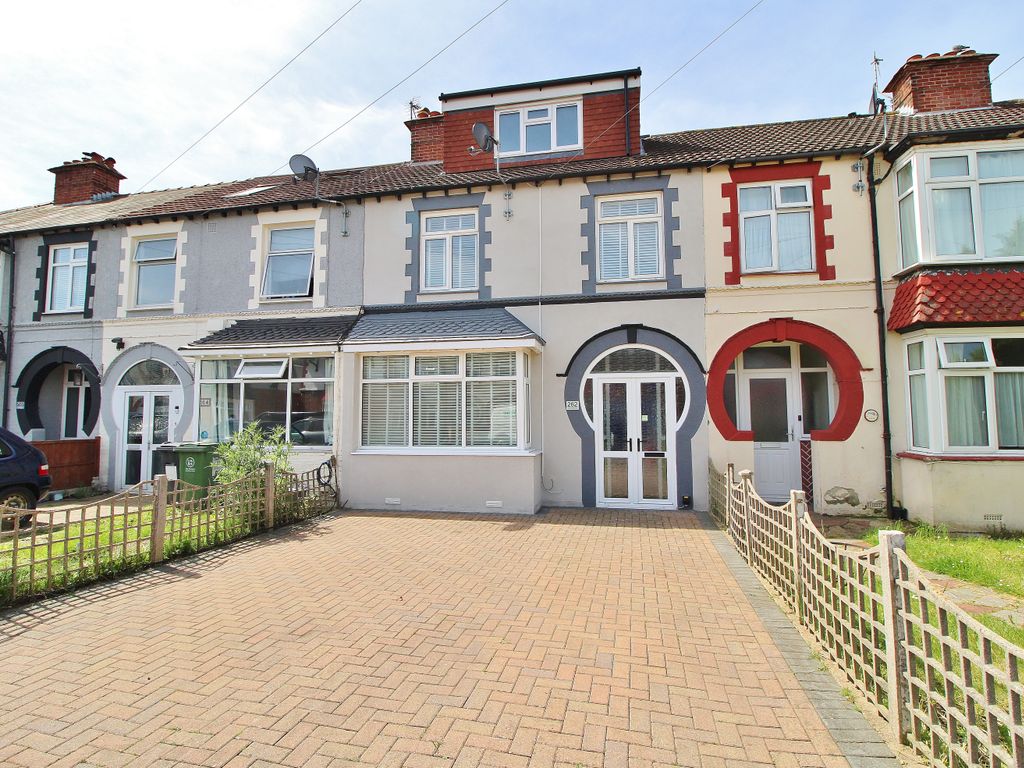 4 bed terraced house for sale in Chatsworth Avenue, Cosham, Portsmouth