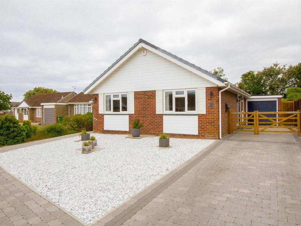 3 bed detached bungalow for sale in North Way, Seaford BN25 Zoopla