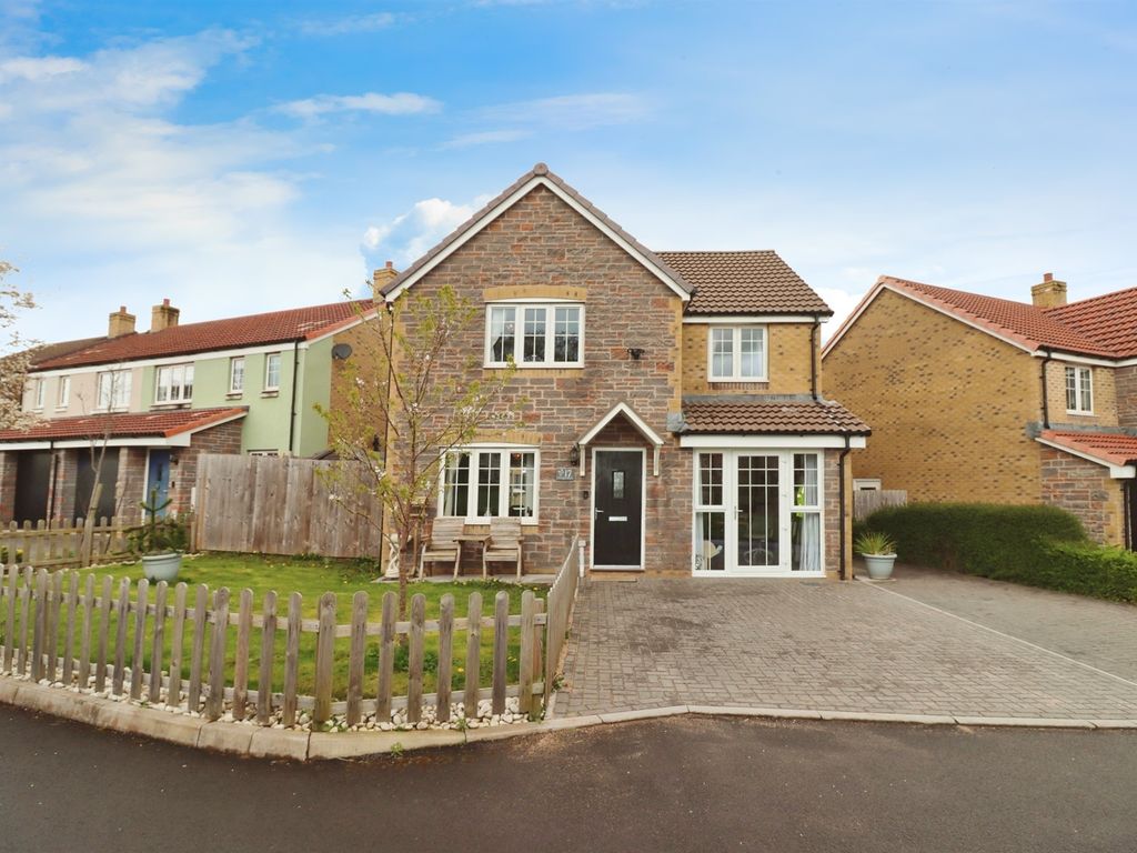 4 bed detached house for sale in Woodsage Crescent, Emersons Green