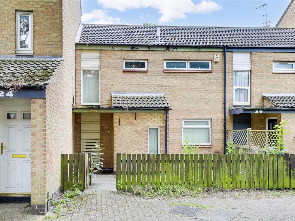 2 bed terraced house for sale in Kelso Gardens, The Meadows