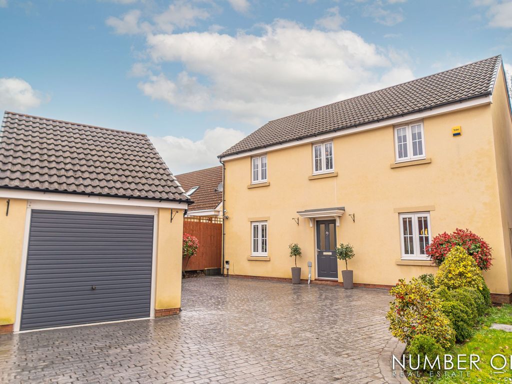 4 bed detached house for sale in Pendinas Avenue, Crumlin NP11, £410,000 Zoopla